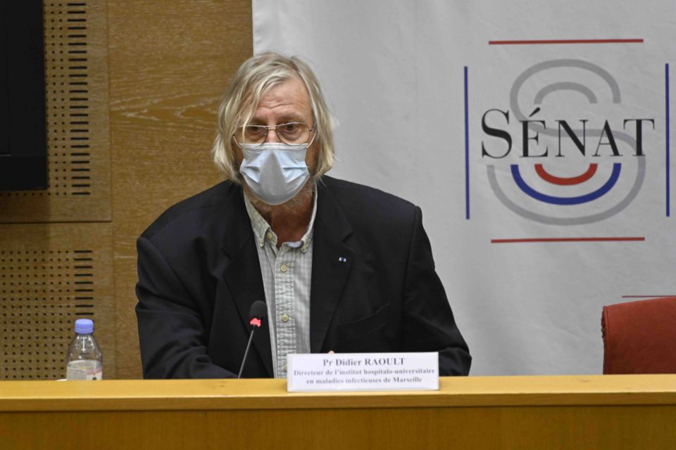 Didier Raoult attaqué par l'ordre des médecins s'estime victime d'un complot (Vidéo) Didier Raoult attaqué par l'ordre des médecins s'estime victime d'un complot (Vidéo)