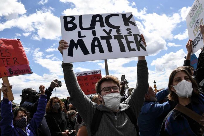 FRANCE-US-RACISM-PROTEST